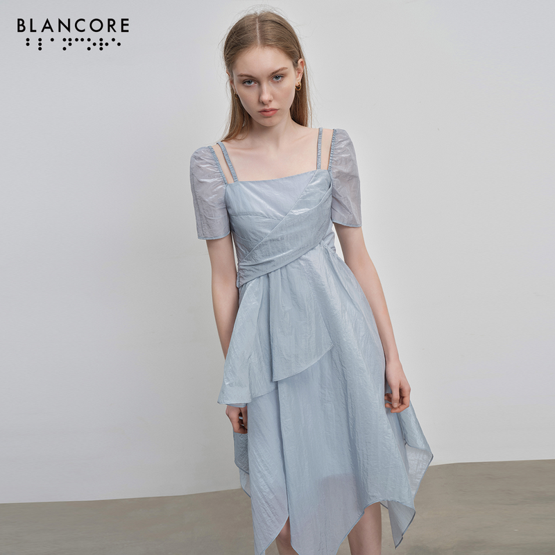 asymmetrical pleated dress with puff sleeve