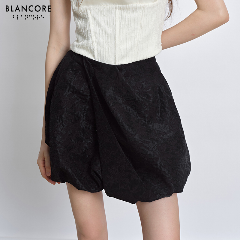 Layered bud shape skirt