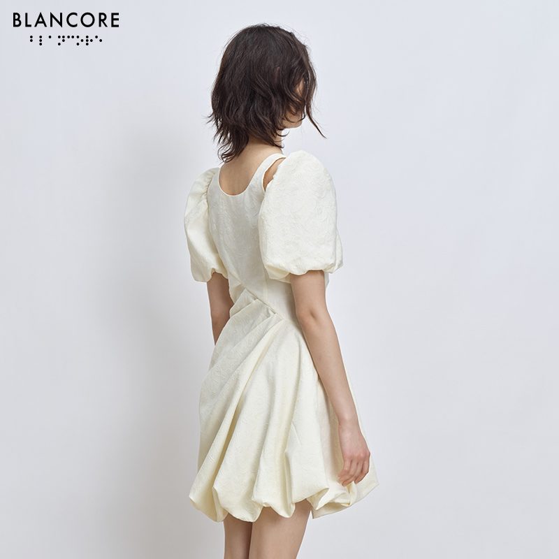 pleated bud shape dress