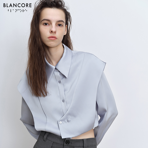 cropped shirt with detachable sleeves