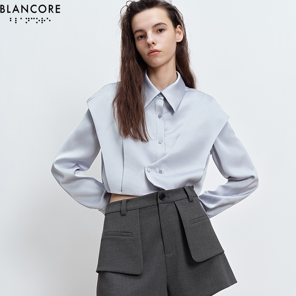 cropped shirt with detachable sleeves