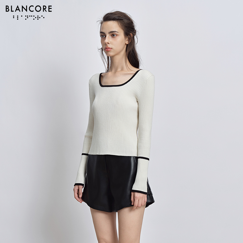 square neck knitted top