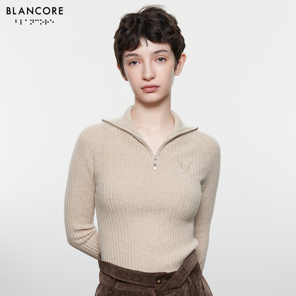 turtleneck slim fit knit top