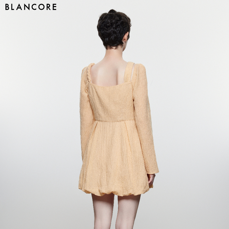 bud shape long sleeve dress