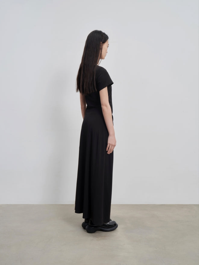 waist pleated dress